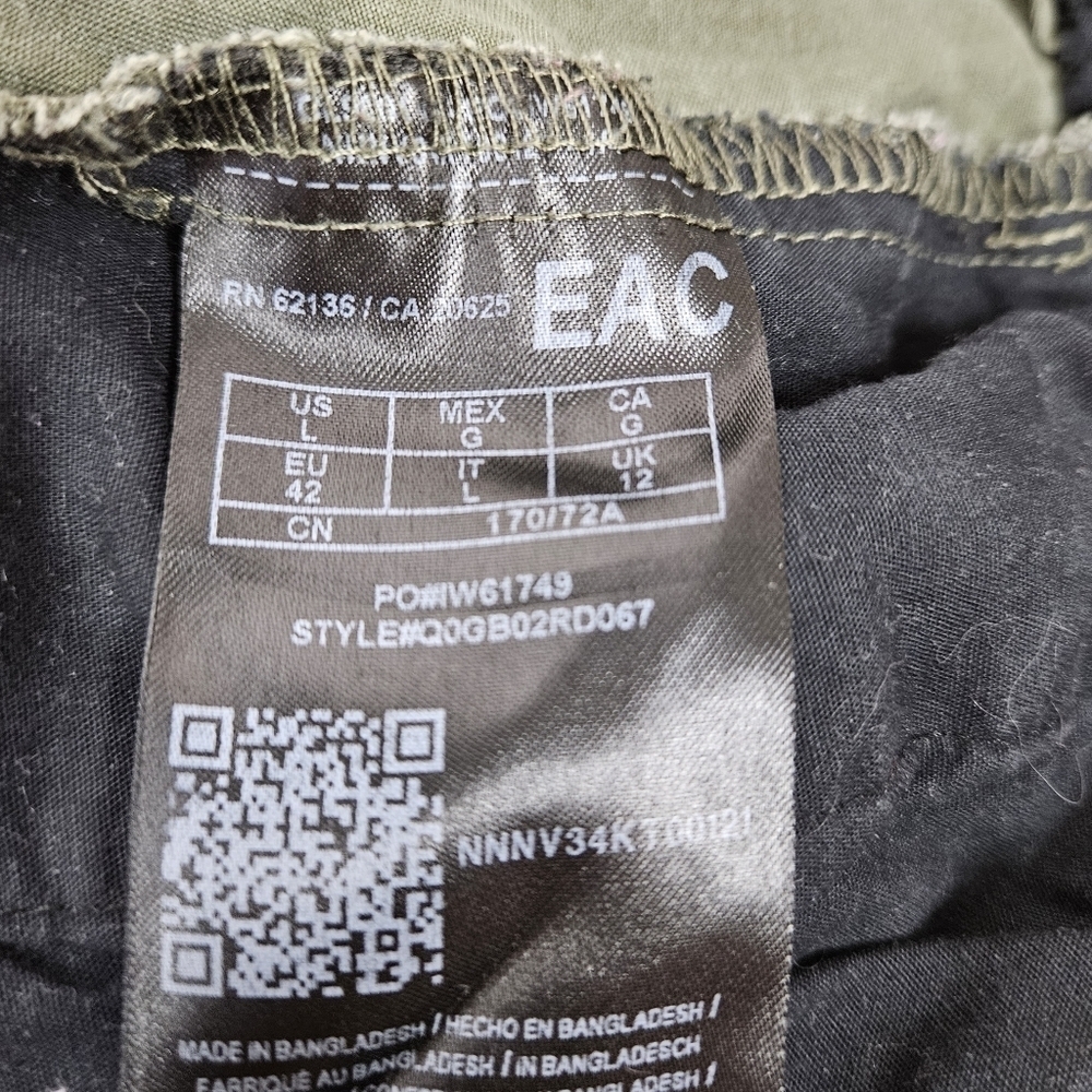 Guess Olive Green Lycocell Jogger Pants Size‎ Large Women's - Picture 8 of 10